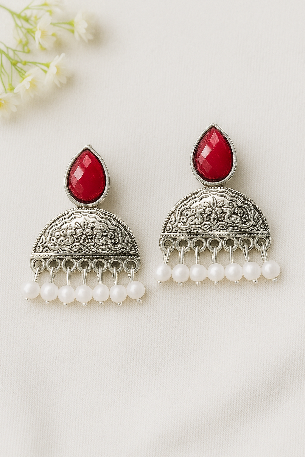 Set of 4 Monalisa stone earrings and 1 customized chocolate